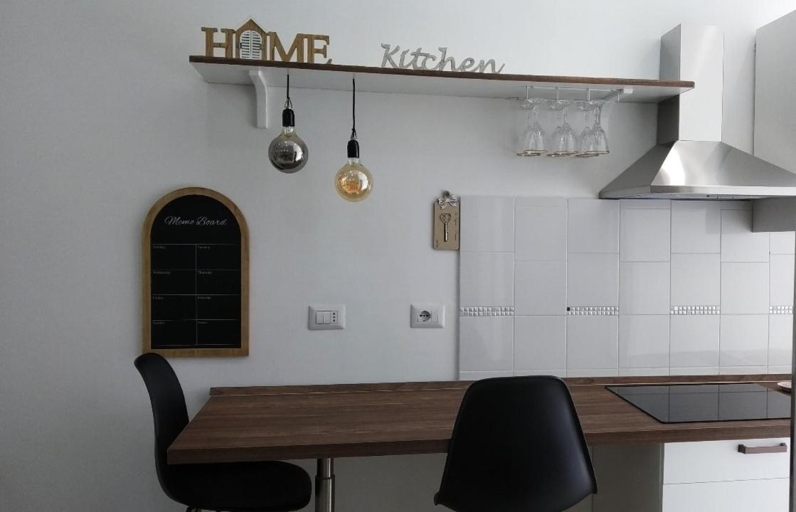 Relais Divi Apartment กาสเตลลัมมาเร ดิ สตาเบีย ภายนอก รูปภาพ